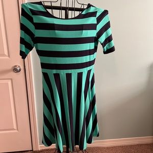 crown & ivy Green and Navy Striped Midi Dress Size Medium